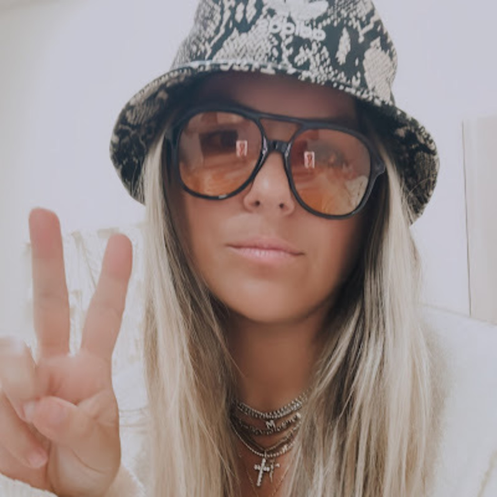 Meet your Posher, Jocelyn